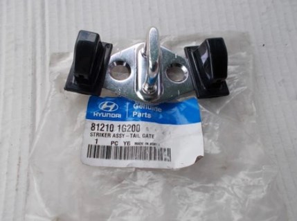 812101G200 Hyundai/Kia Auto part