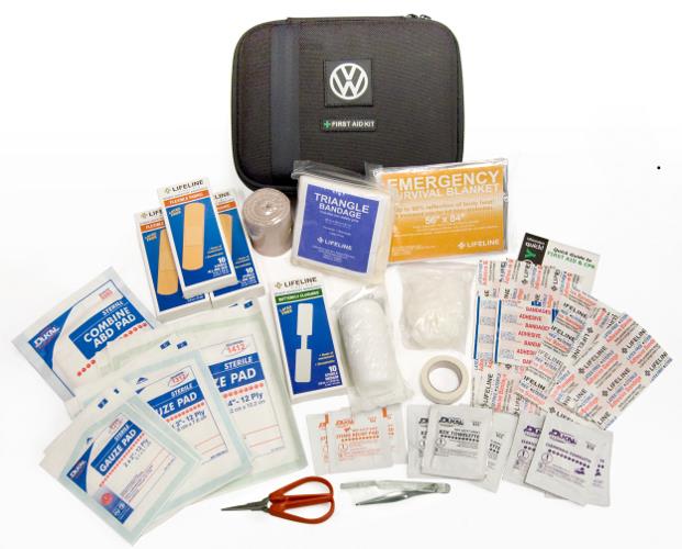 VAG 000 093 108 B 9B9 The first-aid kit is automobile 000093108B9B9
