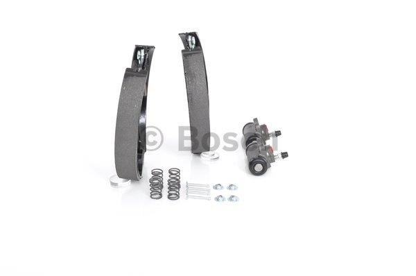 Bosch Brake shoe set – price 309 PLN