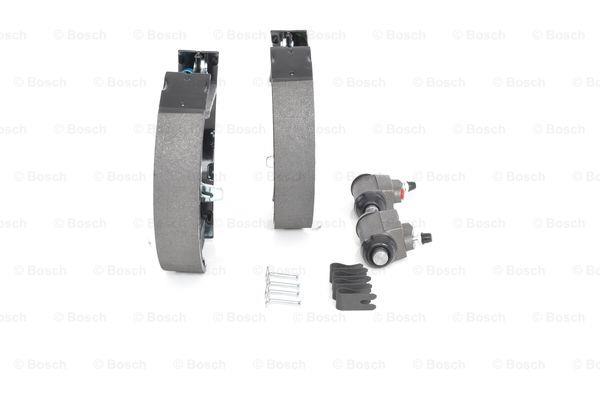 Bosch Brake shoe set – price 303 PLN