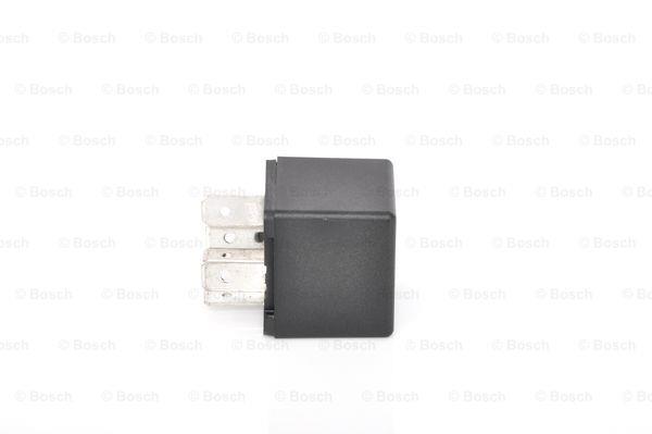 Bosch Relay – price 42 PLN