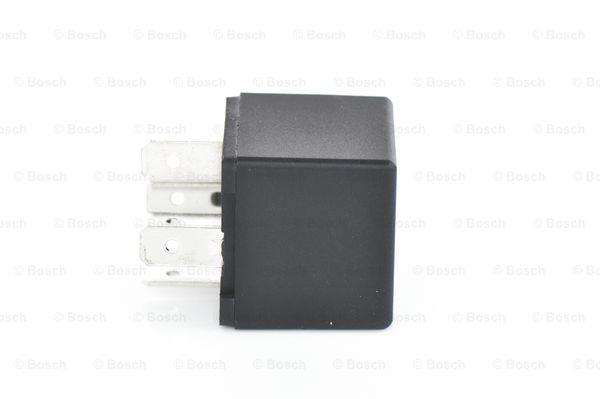 Bosch Relay – price 28 PLN