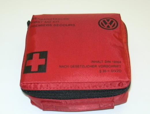 VAG 1K8 860 282 The first-aid kit is automobile 1K8860282