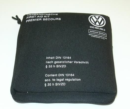 VAG 3D0 860 282 D The first-aid kit is automobile 3D0860282D