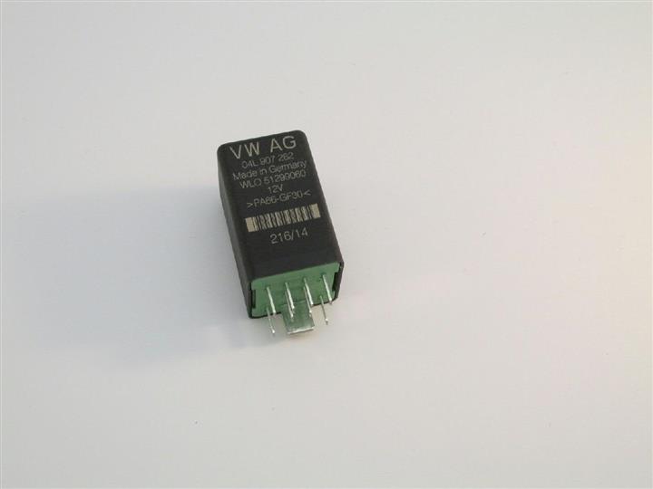 VAG 04L 907 282 Relay 04L907282