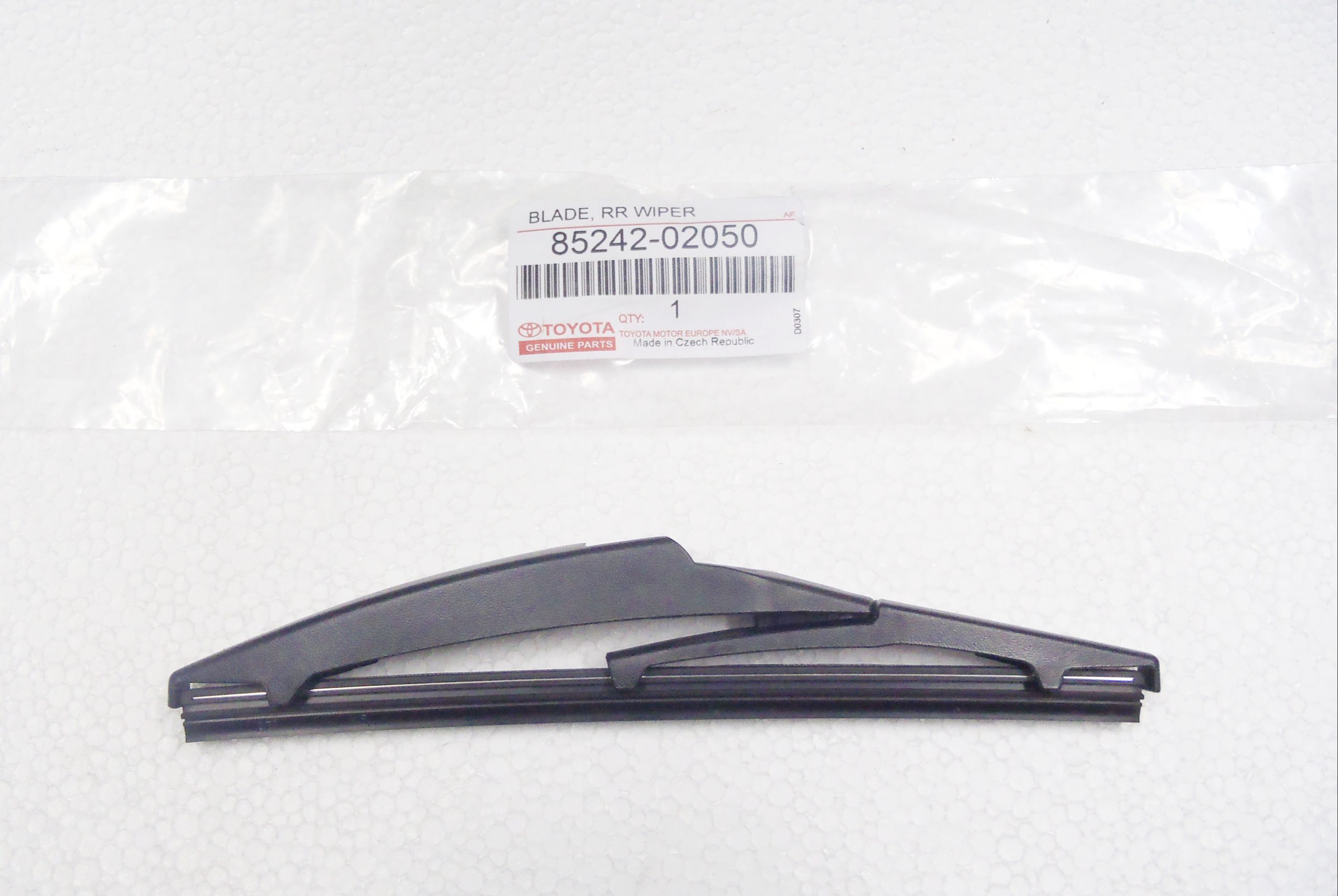Toyota 85242-02050 Rear wiper blade 200 mm (8") 8524202050
