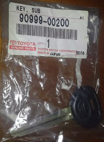 Toyota 90999-00200 Ignition Key Blank 9099900200