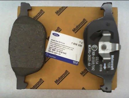 Brake pad set Ford 1 809 256