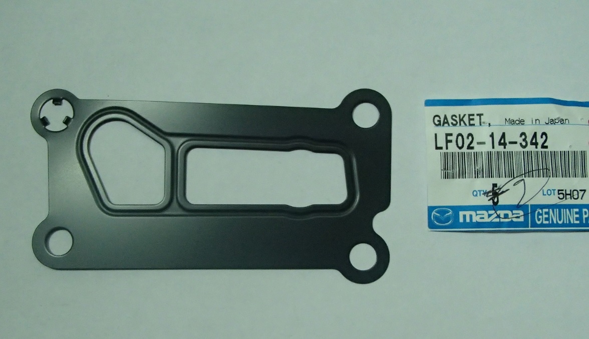 Mazda LF02-14-342 Oil filter gasket LF0214342