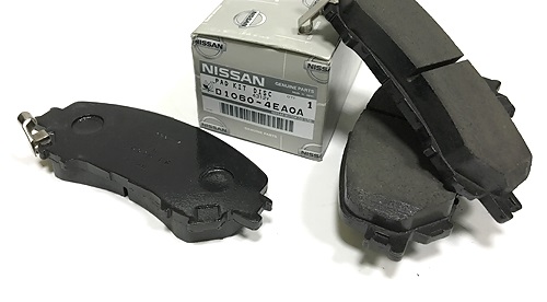 Nissan D1060-4EA0A Front disc brake pads, set D10604EA0A