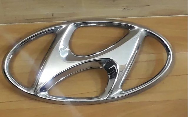 Hyundai/Kia 86353 3X700 Emblem 863533X700