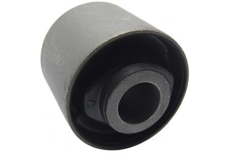 4870260040 Toyota Silent block rear trailing arm