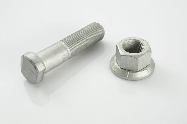 01714900A PE Automotive Wheel bolt