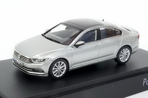 VAG 3G5 099 300 ENN Toy Car Model Volkswagen Passat Berline 2015 (1:43) 3G5099300ENN