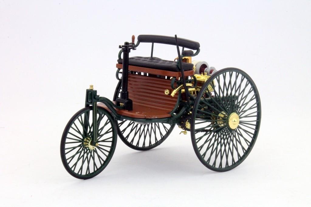 Mercedes B6 6 04 1415 Toy Car Model Mercedes Patent-Motorwagen Benz 1886 (1:18) B66041415