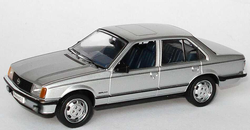 General Motors 90485277 Toy Car Model OPEL Rekord E 1977 (1:43) 90485277