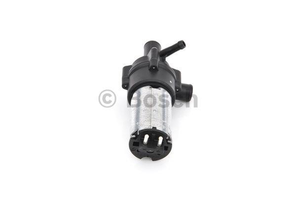 Additional coolant pump Bosch 0 392 020 029