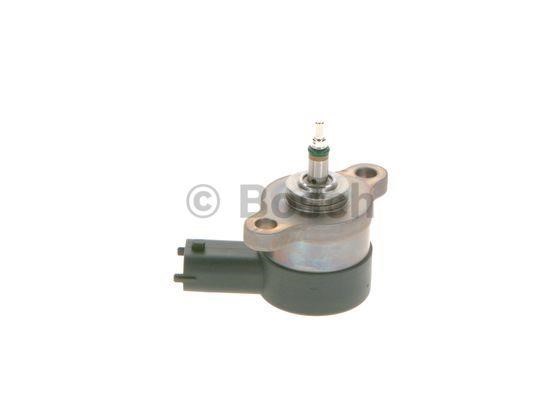 Injection pump valve Bosch 0 281 002 584