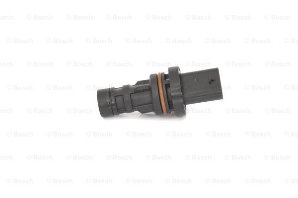 Bosch Crankshaft position sensor – price 157 PLN