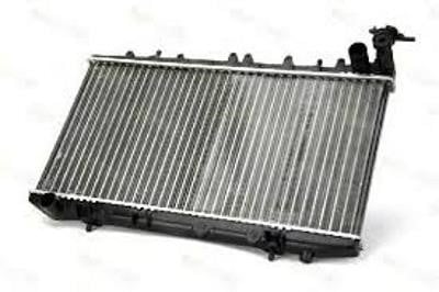 Car radiator Nissan 100 NX: 214100M500 Nissan Engine cooling radiator