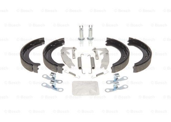 Handbrake shoes Bosch 0 204 113 826