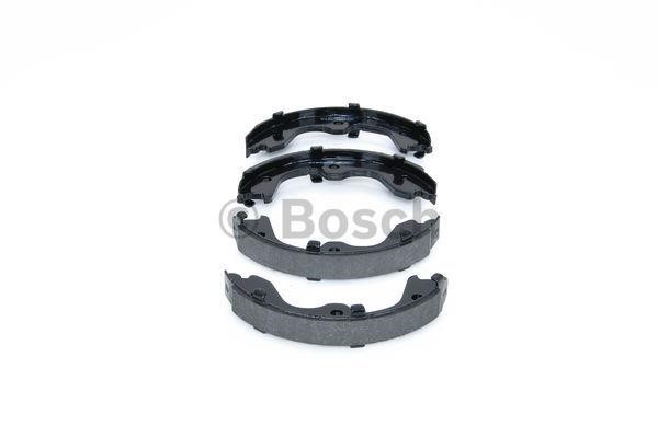 Handbrake shoes Bosch 0 986 487 941
