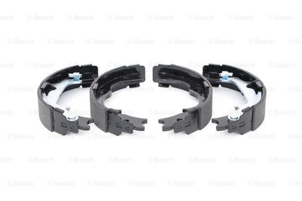 Handbrake shoes Bosch 0 986 487 779