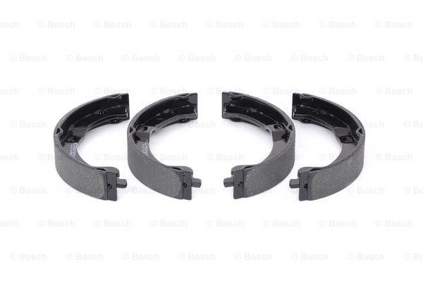 Handbrake shoes Bosch 0 986 487 919