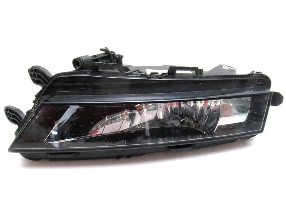 VAG 5E0 941 700 F Fog headlight, right 5E0941700F