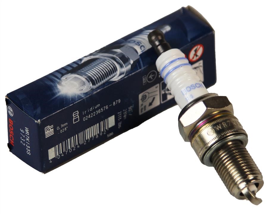 Spark plug Bosch Platinum Iridium WR7KI33S Bosch 0 242 236 576