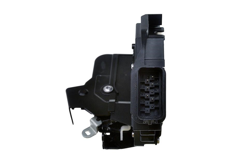 Front right door lock NTY EZC-FR-010