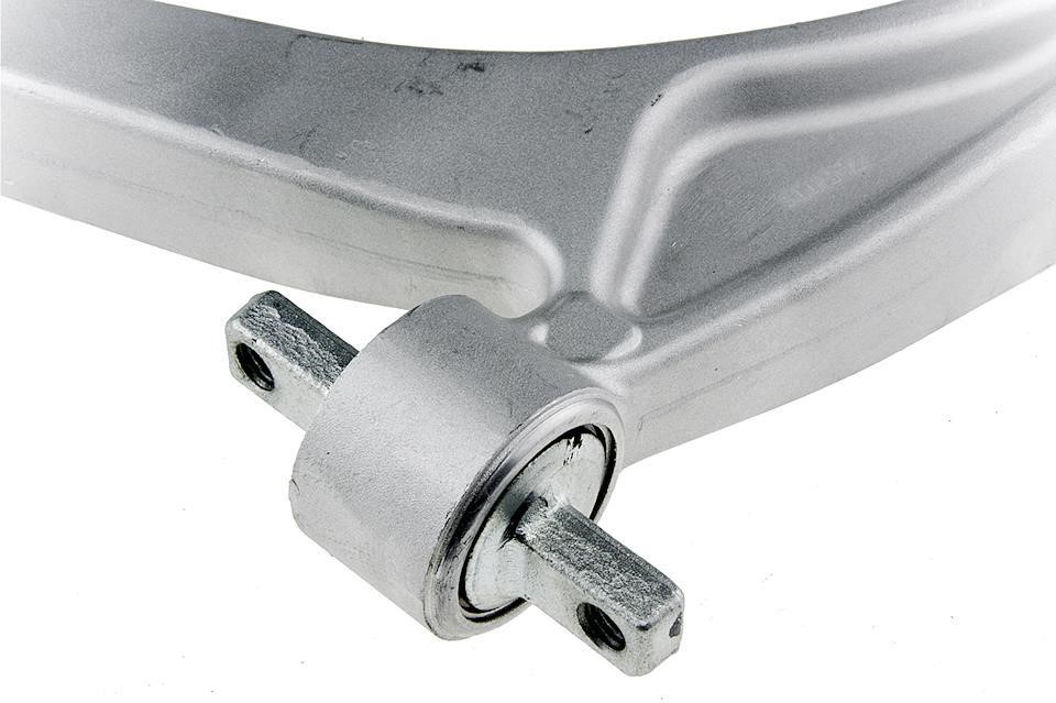 Front right lower control arm NTY ZWD-AR-005