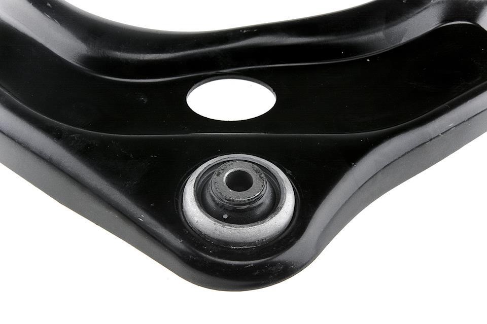 Suspension arm front right NTY ZWD-CT-017