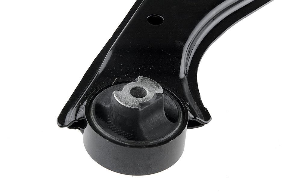 Suspension arm front right NTY ZWD-FT-036