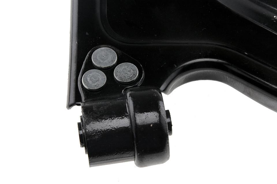 Suspension arm front right NTY ZWD-PL-032