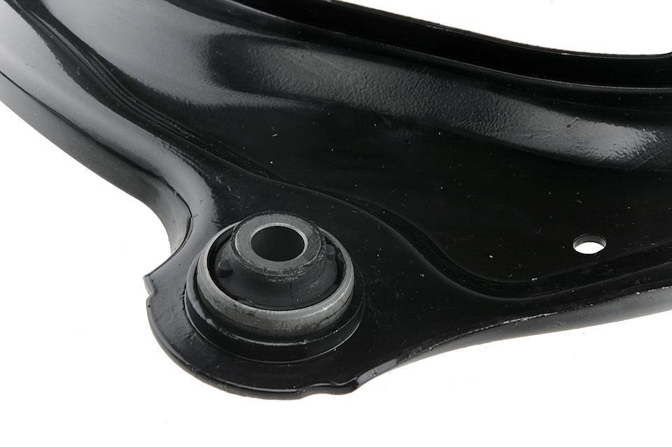 Front left lower control arm NTY ZWD-RE-002
