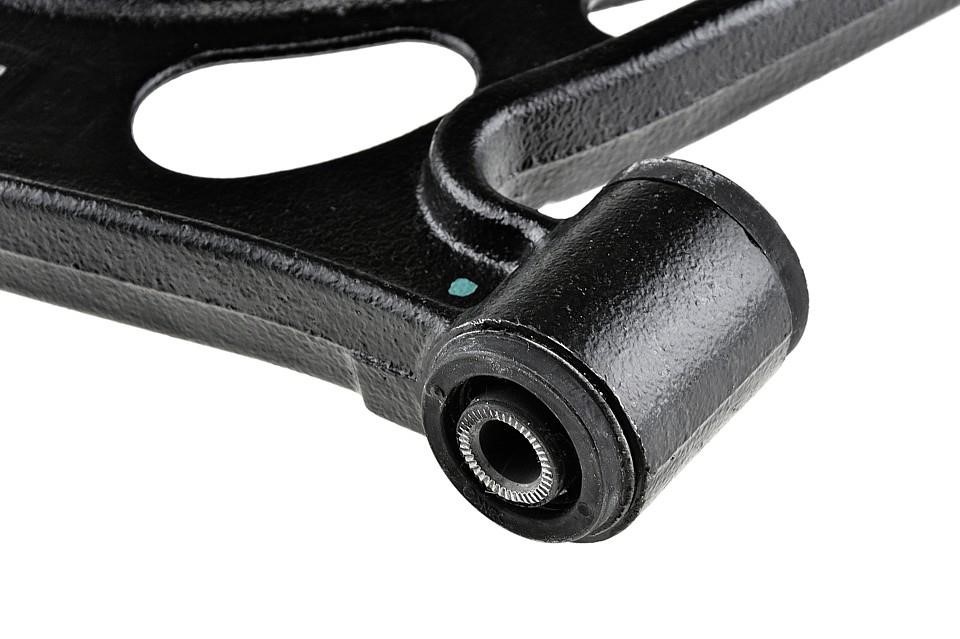 Front right lower control arm NTY ZWD-SU-031