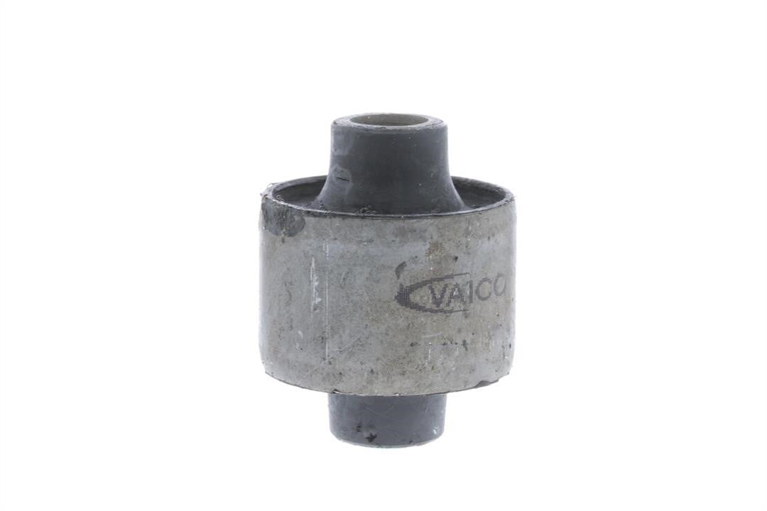 V101143 Vaico Control arm bushing