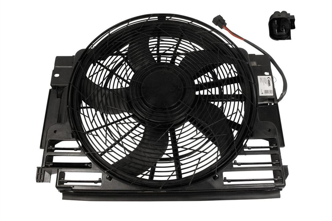 Vemo V20-02-1076 Hub, engine cooling fan wheel V20021076