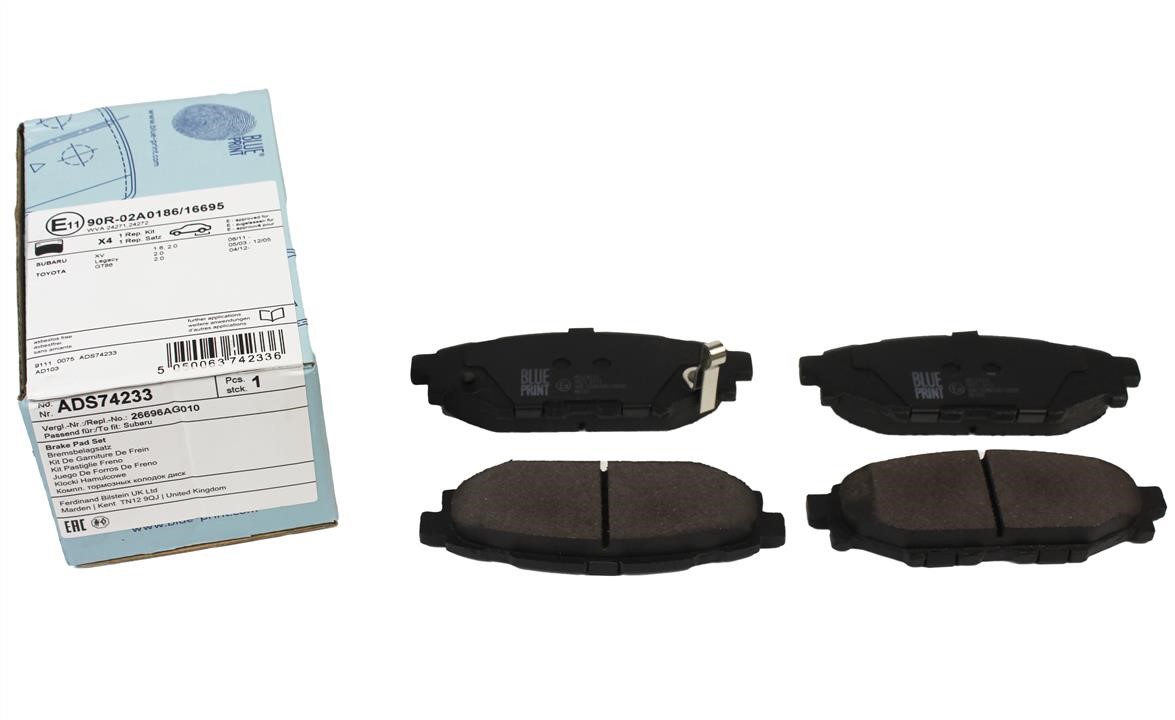 Brake pad set Blue Print ADS74233