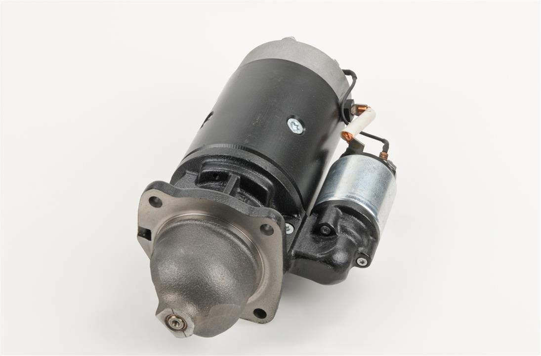 Buy Bosch 0 001 368 008 at a low price in United Arab Emirates!