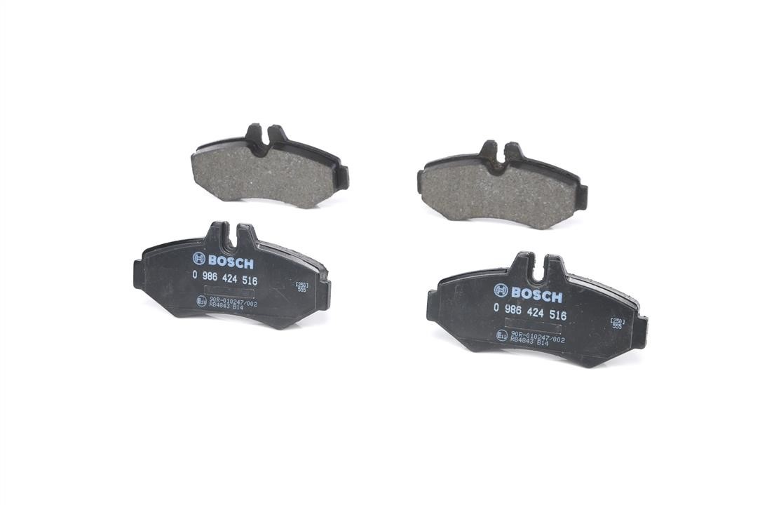 Brake pad set Bosch 0 986 424 516