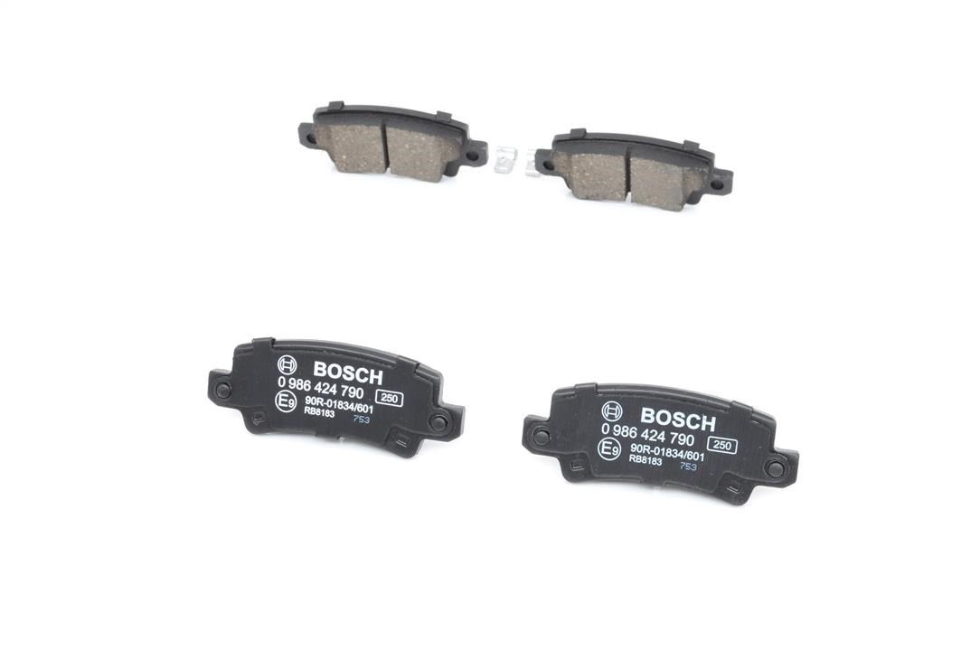 Brake pad set Bosch 0 986 424 790