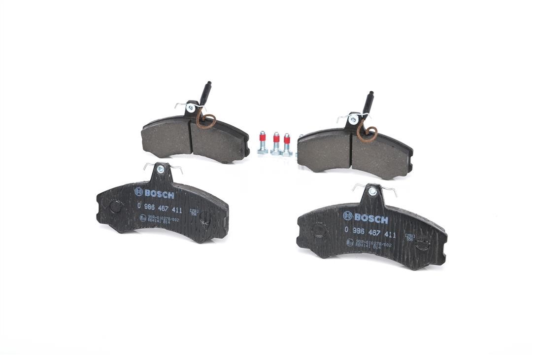 Brake pad set Bosch 0 986 467 411