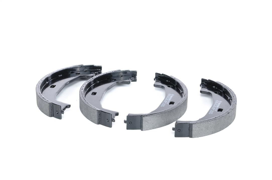 Handbrake shoes Bosch 0 986 487 608