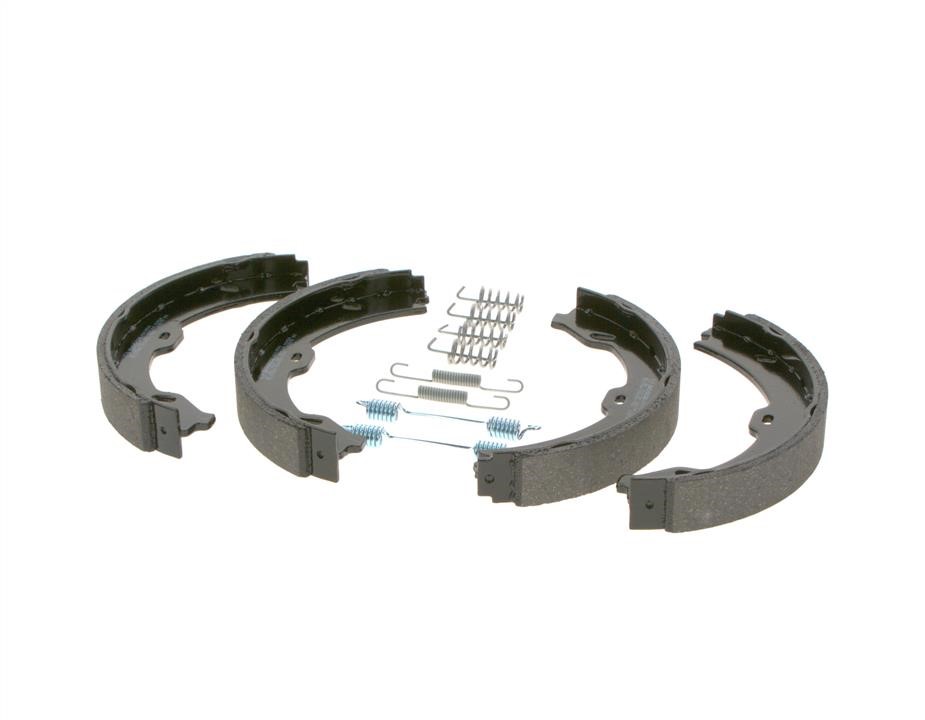 Handbrake shoes Bosch 0 986 487 666
