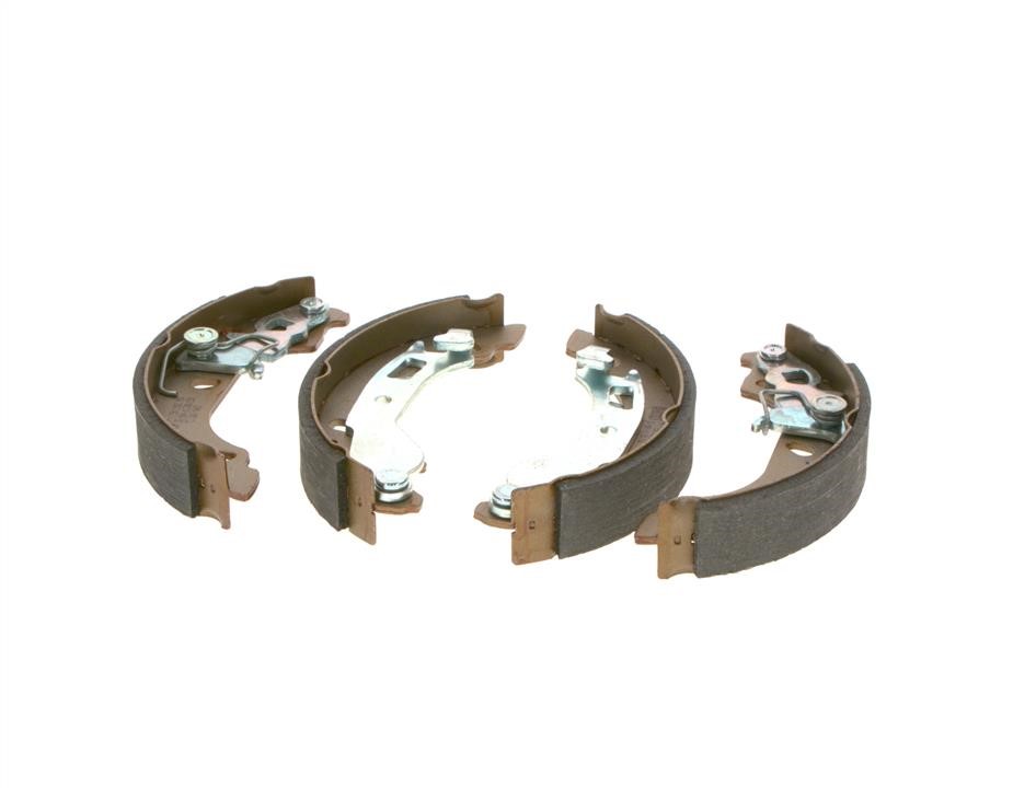Brake shoe set Bosch 0 986 487 669