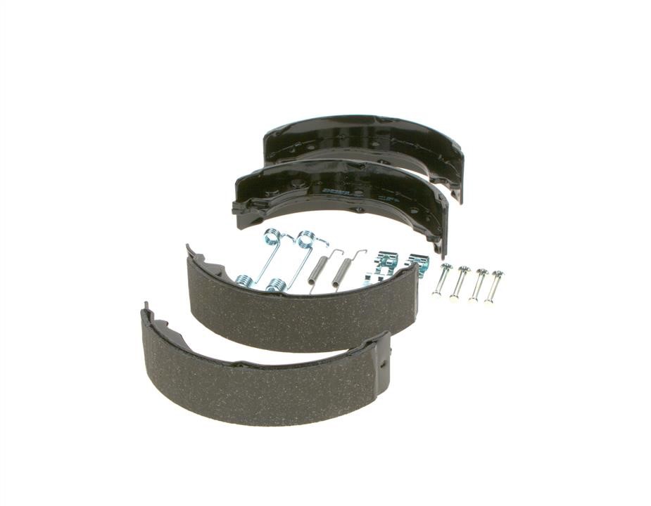 Handbrake shoes Bosch 0 986 487 712