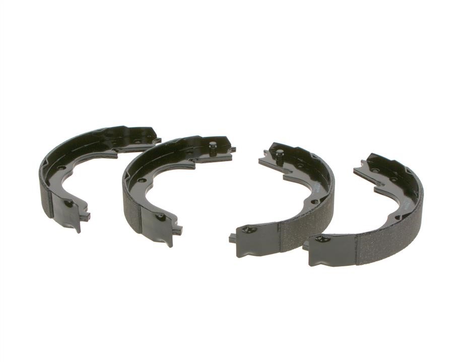 Handbrake shoes Bosch 0 986 487 739