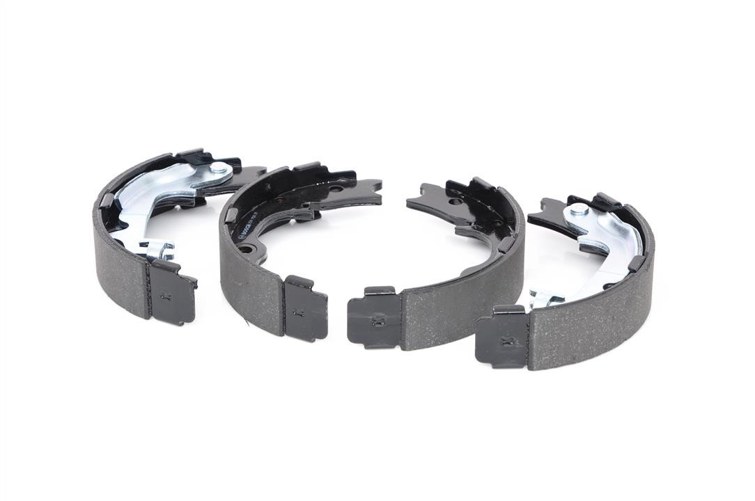Handbrake shoes Bosch 0 986 487 779